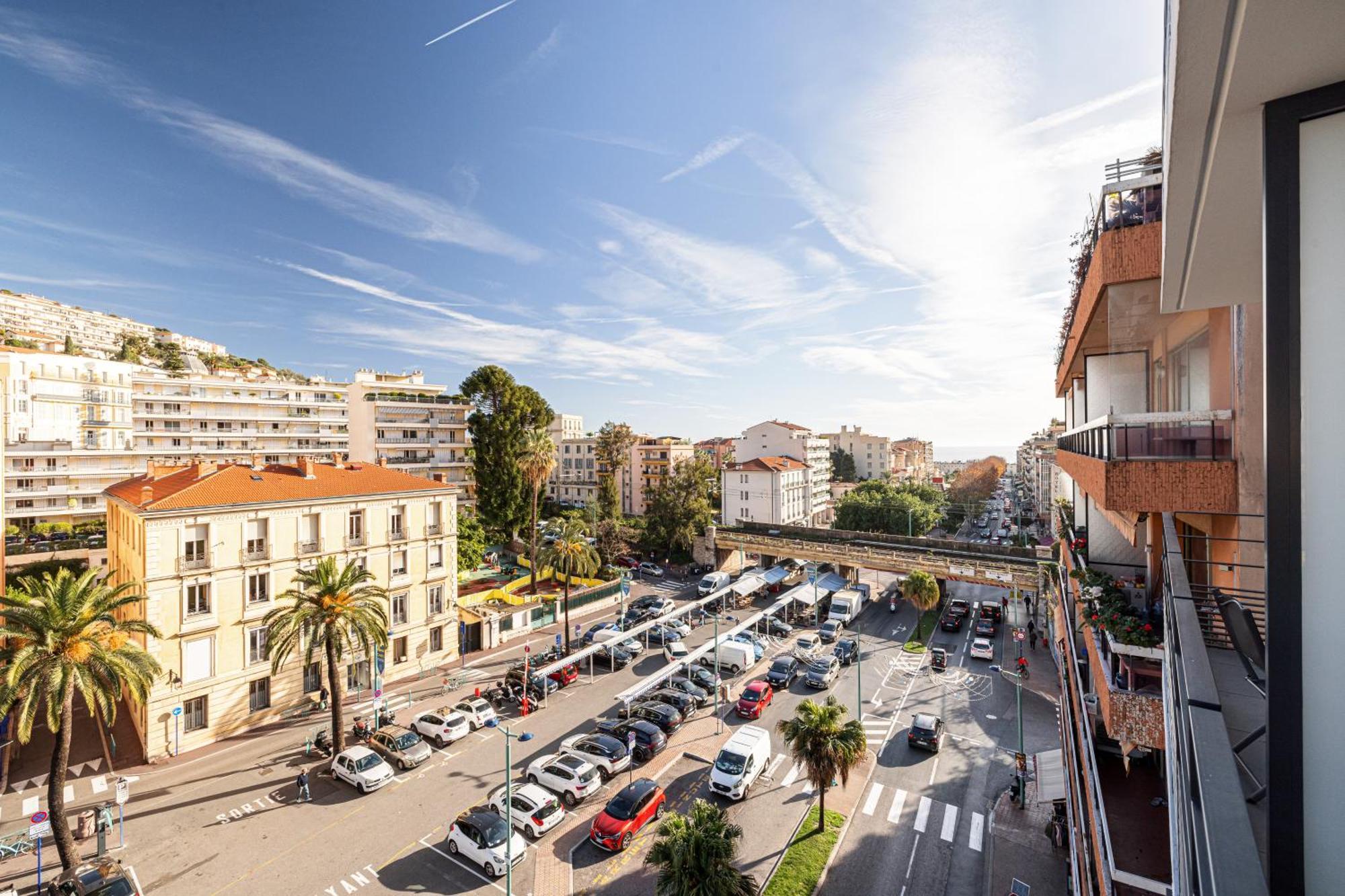 Апартаменты Le Cap Riviera Ментона Экстерьер фото